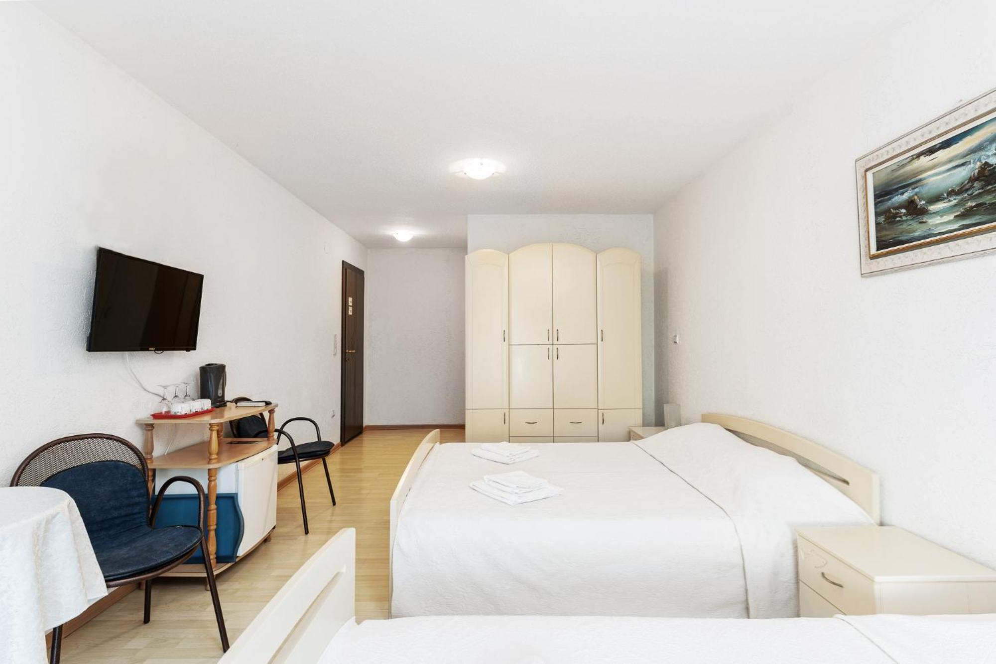 Sun Guest House Будва Екстериор снимка