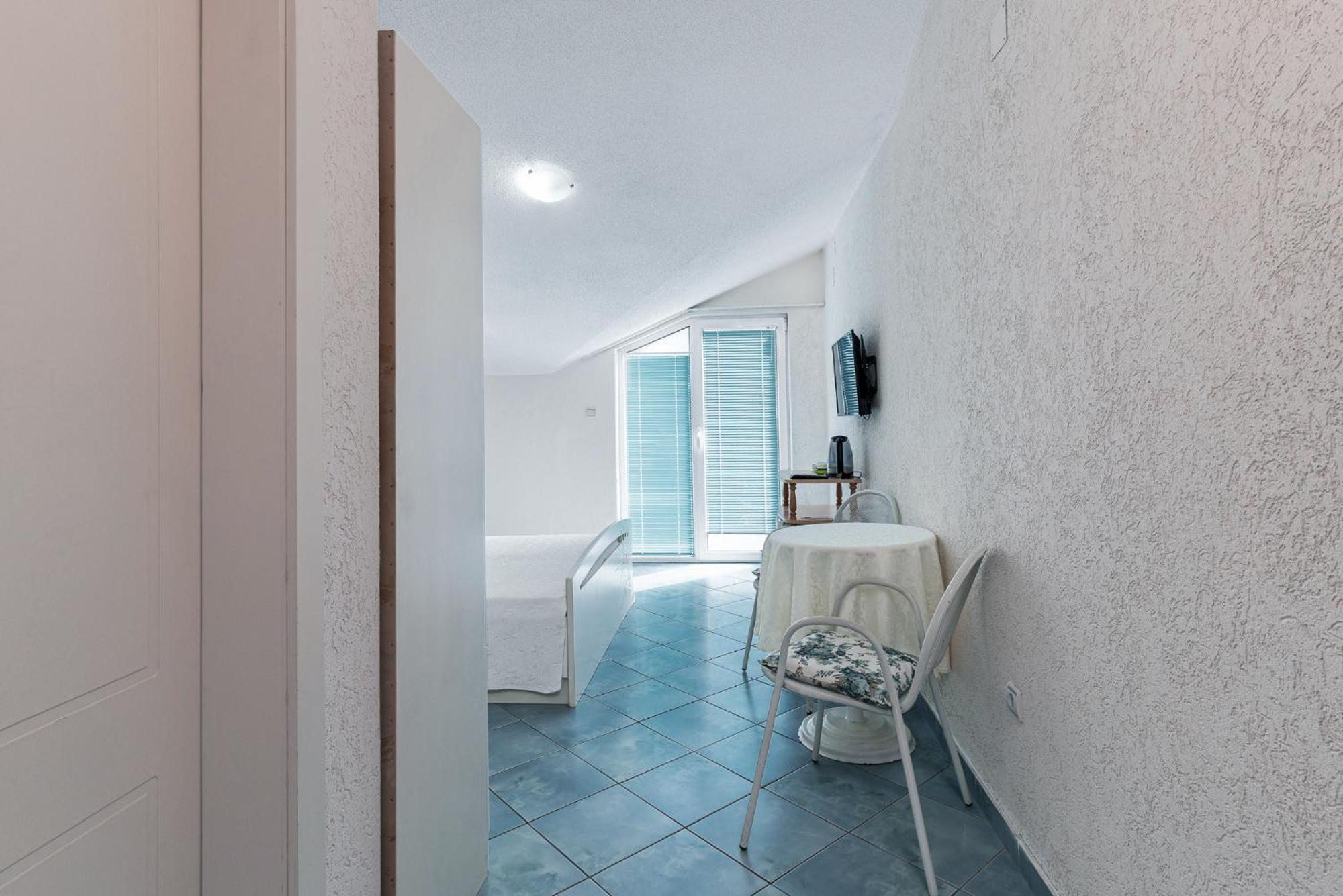 Sun Guest House Будва Екстериор снимка