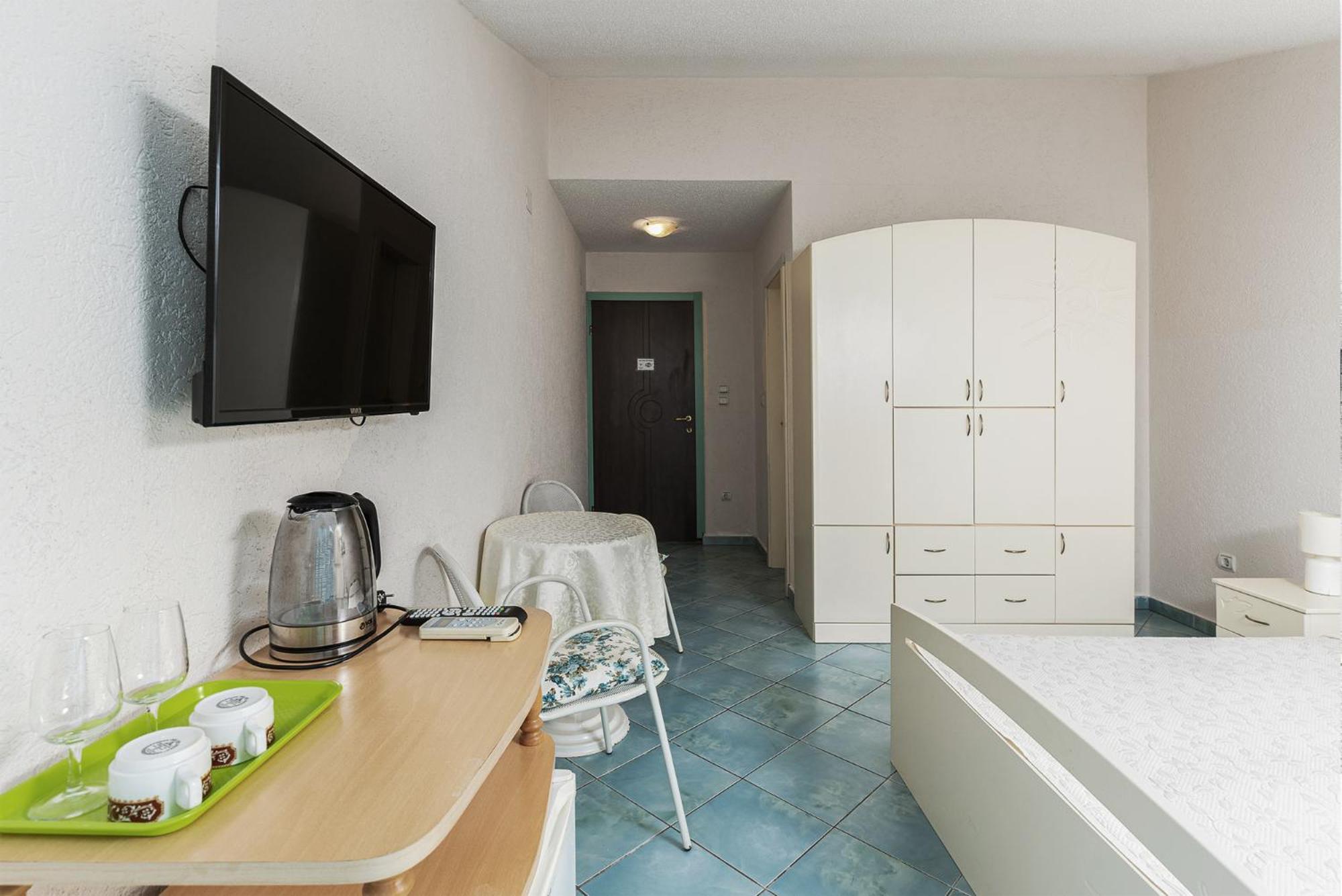 Sun Guest House Будва Екстериор снимка